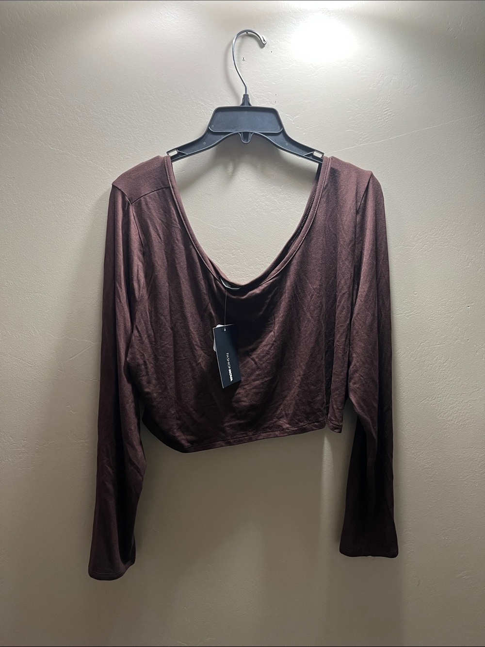 Fashion Nova Draped Back Long Sleeve Crop Top - Brown